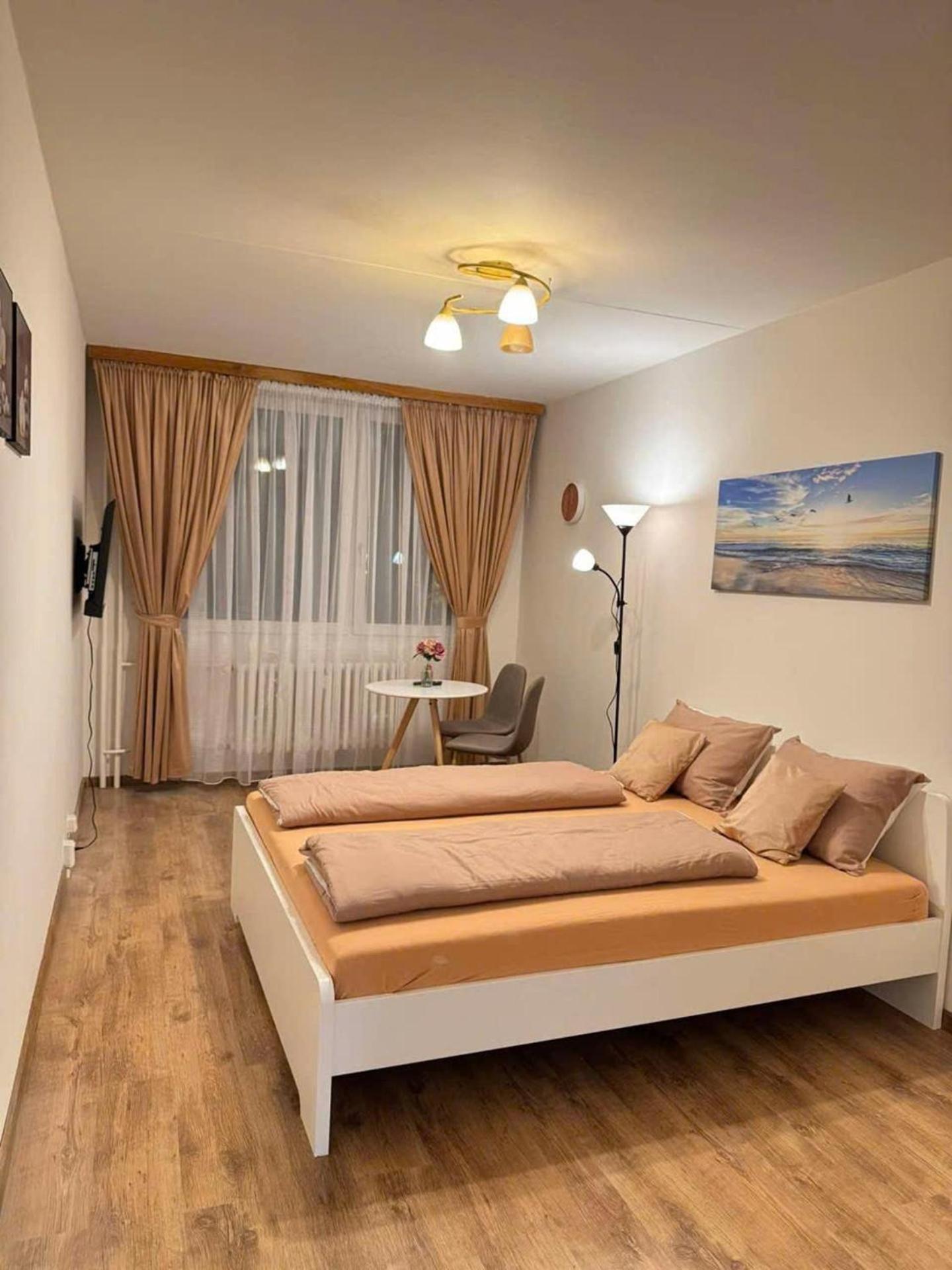 Appartamento Apart For Rent Near Center Praga Esterno foto